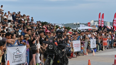 Nha Trang (Khanh Hoa) během motocyklového festivalu přivítal 90 000 návštěvníků.