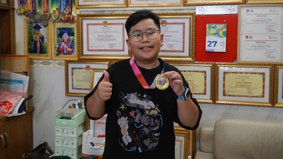 Un băiat de 13 ani din orașul Ho Chi Minh creează o inteligență artificială care „citește” psihologia, contribuind la crearea unor săli de clasă fericite.