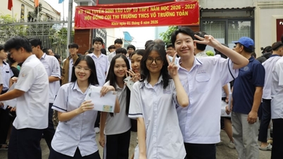Die Kandidaten in Ho-Chi-Minh-Stadt schließen das erste Fach, Literatur, selbstbewusst ab.