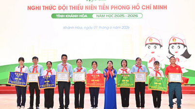 La Unión Juvenil de la Escuela Secundaria Thai Nguyen ganó el primer premio en el Concurso Provincial de Ceremonias de la Unión Juvenil para el año escolar 2025-2026.