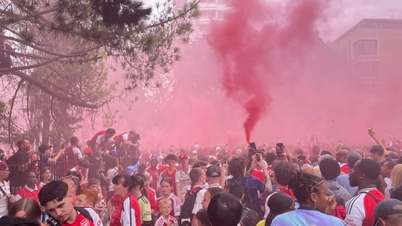 Arsenal a ratat titlul Ligii Campionilor, așa că de ce peste 1,5 milioane de fani au ieșit în continuare în stradă pentru a sărbători?