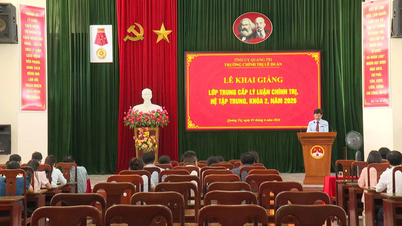 Cérémonie d'ouverture du deuxième cours intensif de théorie politique de niveau intermédiaire, 2026.