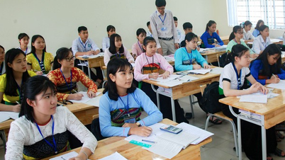 Este grupo de estudiantes recibió buenas noticias: a partir del 15 de julio, podrán optar a numerosos beneficios preferenciales, con una ayuda que asciende a más de 2 millones de VND al año.