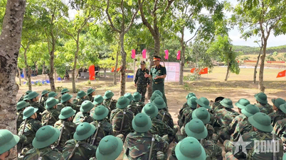 นายทหารและพลทหารของกองพลที่ 2 ปลูกฝังความเข้มแข็งทางการเมืองและความมุ่งมั่นที่ไม่หวั่นไหว