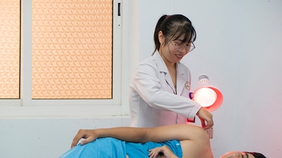 بیمارستان انکولوژی دانانگ، یک واحد طب سنتی و توانبخشی راه‌اندازی کرده است.