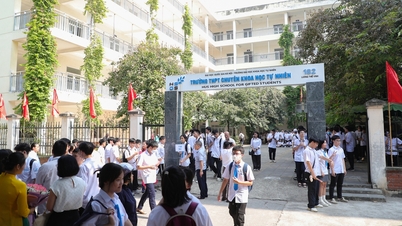 Este es el primer instituto especializado de Hanói que anuncia las puntuaciones mínimas de admisión para el décimo grado en 2026.