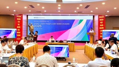 विधायी उपलब्धियों और प्रशासनिक सुधारों से कारोबारी माहौल को गति मिल रही है।