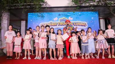 Omfamna den livfulla och kärleksfulla sommaren på Luong The Vinh High School.