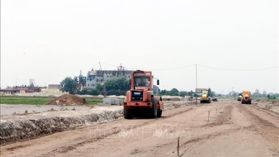 Ninh Binh menyelesaikan pembangunan infrastruktur kawasan industri, meningkatkan daya tarik investasi.