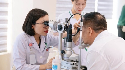70% kebutaan disebabkan oleh katarak.