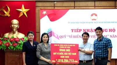 Viet Hung Ward a donat peste 1 miliard de VND Fondului „Pentru mările și insulele Vietnamului”.