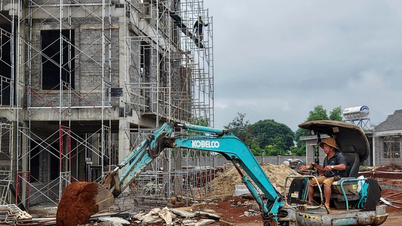 '৩ শিফট, ৪ টিম' দিয়ে সীমান্ত আবাসিক বিদ্যালয়ের নির্মাণকাজ দ্রুতগতিতে চলছে।