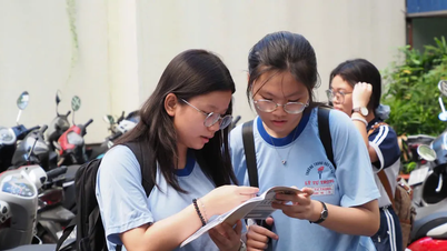 Szkoła średnia dla uzdolnionych (Wietnamski Uniwersytet Narodowy w Ho Chi Minh City) opublikowała pytania egzaminacyjne dla uczniów 10. klasy.