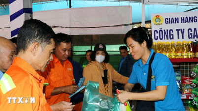 ສະຫະພັນກຳມະກອນຫວຽດນາມຍາມໃດກໍ່ຢືນຢູ່ຄຽງຂ້າງ ແລະ ປົກປ້ອງຜົນປະໂຫຍດຂອງຜູ້ອອກແຮງງານ.
