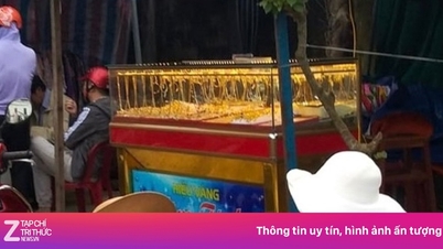 Tiệm vàng 'trơ trọi' giữa chợ Lý Sơn, chủ 14 năm không sợ trộm cắp