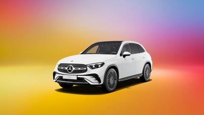 Mercedes-Benz GLC 100% électrique : recharge rapide en 22 minutes, autonomie de 700 km et intérieur ultra-luxueux.