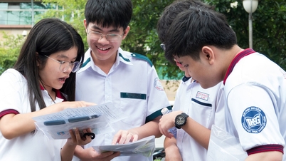 Nachdem sie gerade ihre Prüfungen der 10. Klasse abgeschlossen haben, schmieden die Schüler in Ho-Chi-Minh-Stadt bereits Pläne für die Fortsetzung ihres Studiums.