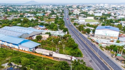 Regarding the latest village and neighborhood reorganization in Lam Dong, why does Binh Thuan ward propose retaining the existing 16 neighborhoods?