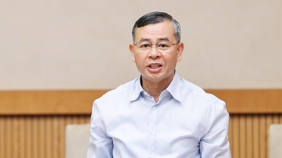 응오 반 뚜안 재무부 장관은 올해 전기, 교육, 의료비 조정에 대해 신중한 검토가 필요하다고 밝혔습니다.