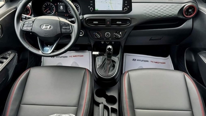 Cena nejnovějšího vozu Hyundai Grand i10 dramaticky klesla a dosáhla rekordního minima, čímž se stal nejlevnějším vozem ve svém segmentu. Kia Morning tak má potíže s doháněním prodejů.