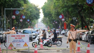 Hanoi sokaklarındaki 70'ten fazla bariyerli noktada trafik güvenliğinin sağlanması.