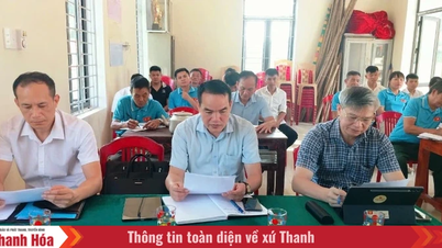 Pengarah Jabatan Kehakiman menghadiri mesyuarat cawangan Parti di kampung Yen My.