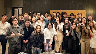 Internationale deskundigen bundelen hun krachten om beurzen en mentorschap te bieden aan Vietnamese studenten.
