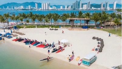 Khanh Hoa: Destinasi musim panas dengan beberapa siri acara berskala kebangsaan dan antarabangsa.