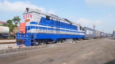 For første gang ble varer transportert med containertog fra Qinghai (Kina) til Trang Bom (Vietnam).