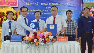 Jawatankuasa Rakyat Komune My Thuan dan VNPT Hon Dat bekerjasama dalam transformasi digital.