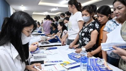 Hanoi sakinleri yılda bir kez ücretsiz sağlık kontrolünden geçiyor.
