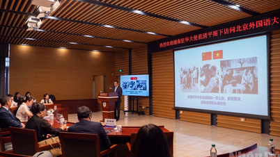 Estudantes vietnamitas e chineses contribuem para o fortalecimento da sólida base social das relações bilaterais.