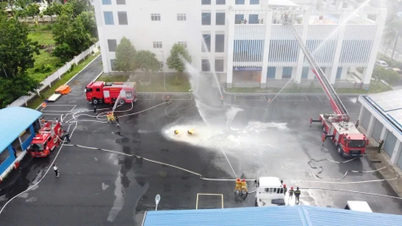 La compagnie d'électricité Dong Thap organise un exercice de lutte contre les incendies et de sauvetage en 2026.