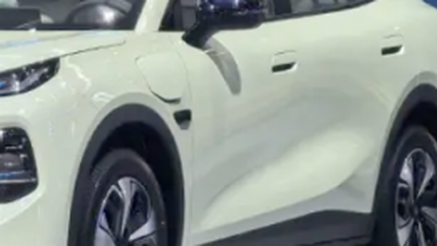 Este SUV del segmento C, con un precio de 509 millones de VND, presume de un diseño lujoso, características comparables a las del Mazda CX-5, tecnología de vanguardia y es el más asequible de su segmento.