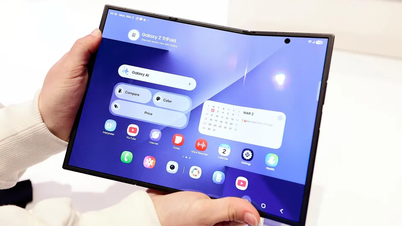 Технологии 4/6: Galaxy Z Fold 8 Ultra — прорыв в дизайне и производительности.