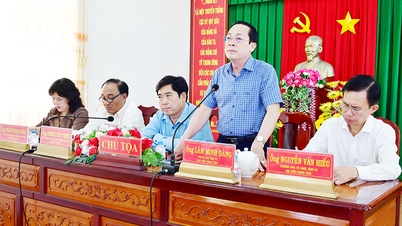 Tổ đại biểu số 6 HĐND tỉnh tiếp xúc cử tri phường Duyên Hải và Trường Long Hòa