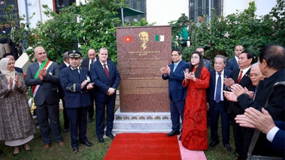 Han pasado 115 años desde que el presidente Ho Chi Minh partió en busca de una manera de salvar a la nación: el presidente Ho Chi Minh permanece en el corazón del pueblo argelino.