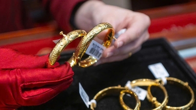 Gold prices this afternoon, June 4, 2026: Closing price for 9999 gold, Mi Hong gold rings continue to decrease by 1 million VND.