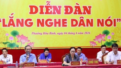 Phu Tho: Menganjurkan forum "Mendengar Orang Bercakap"