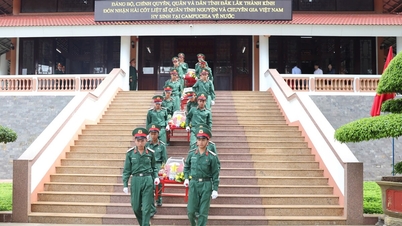 Dak Lak byder 27 martyrers jordiske rester velkommen, der er vendt tilbage fra Cambodja til deres hjemland.