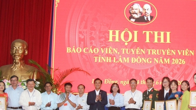 Concours d'excellents orateurs et propagandistes du groupe 3, province de Lam Dong