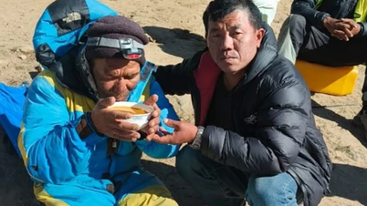 Selvisi ihmeellisesti lähes viikon kateissaolon jälkeen Mount Everestillä.