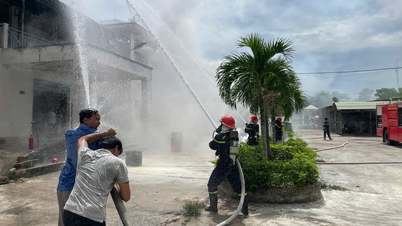 Brand- og redningsøvelser på Krong Pa Medical Center.