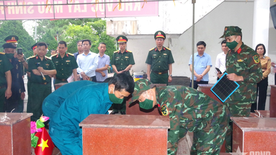 Tuyen Quang: DNA-prøvetagning af jordiske rester af faldne soldater udføres på Quan Ba ​​Martyrs' Cemetery.