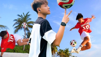 19-årig internetsensation erobrer millioner af fans med freestyle fodbold.