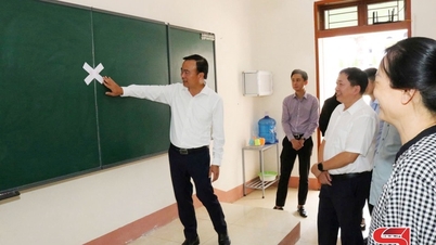 성 인민위원회 상임 부주석이 옌쩌우에서 고등학교 졸업시험 준비 상황을 시찰했습니다.