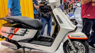 En scooter til en pris på næsten 85 millioner VND, produceret i Kina, imiterer Lambrettas design.