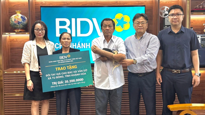 Công đoàn cơ sở BIDV Khánh Hòa tặng bàn tay giả cho thương binh tại xã Tu Bông