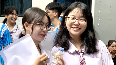 호치민시립대학교 2차 적성시험: 1,139점으로 최고 득점자 배출.
