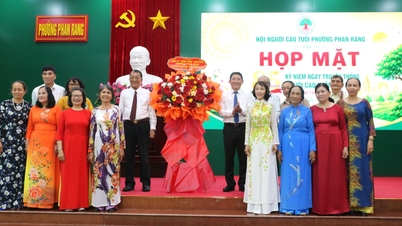 Phường Phan Rang: Họp mặt kỷ niệm 85 năm Ngày truyền thống người cao tuổi Việt Nam